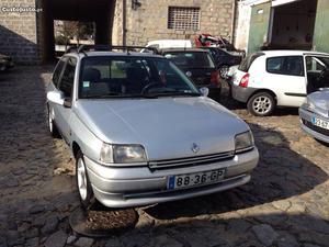 Renault Clio 1.9 Dissel Abril/96 - à venda - Ligeiros