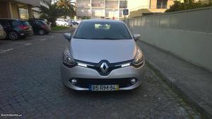 Renault Clio  dci 90 cv Julho/13 - à venda - Ligeiros