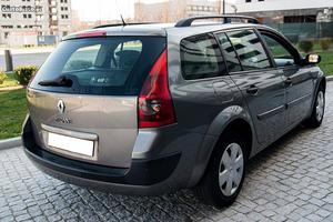 Renault Mégane 1.5dci sw estimada Setembro/04 - à venda -