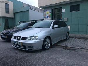 Seat Ibiza 6k2 Fevereiro/00 - à venda - Comerciais / Van,