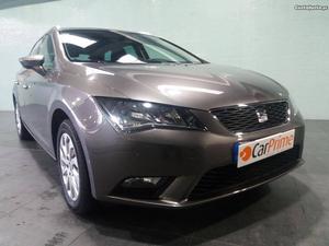 Seat Leon ST 1.6TDI Style Junho/14 - à venda - Ligeiros