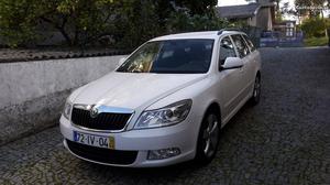 Skoda Octavia 1.6tdi sportline Março/10 - à venda -