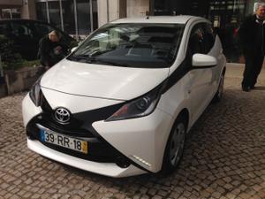 Toyota Aygo 1.0 X-PLAY C-TOUCHT 5P