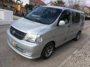 Toyota HiAce D4D Março/07 - à venda - Ligeiros