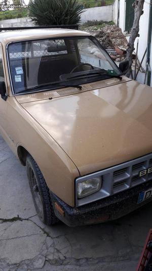 Isuzu PickUp Kdb26 Janeiro/84 - à venda - Pick-up/