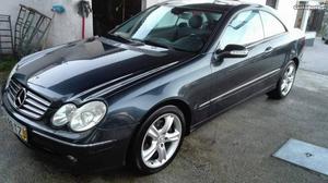 Mercedes-Benz CLK 240 Avantgarde Agosto/02 - à venda -