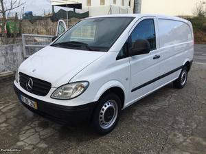 Mercedes-Benz Vito 109 cdi Fevereiro/05 - à venda -