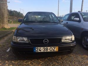 Opel Astra 5 portas Abril/92 - à venda - Ligeiros