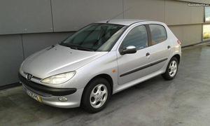 Peugeot 206 Chipi Dezembro/98 - à venda - Ligeiros