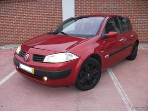 Renault Mégane 1.5 DCi Lux Agosto/03 - à venda - Ligeiros