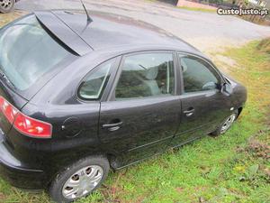 Seat Ibiza a/c automatico,4ve Dezembro/02 - à venda -