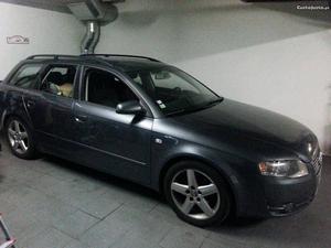 Audi A4 2.0 Avant TDI Agosto/06 - à venda - Ligeiros