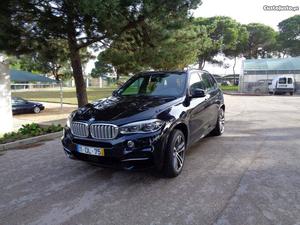 BMW X5 M50 D Abril/14 - à venda - Monovolume / SUV,