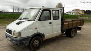 Iveco Daily Cab Dupla - 7 lug. Fevereiro/90 - à venda -