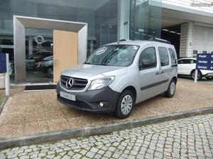 Mercedes-Benz Citan Combi 109CDI Junho/14 - à venda -