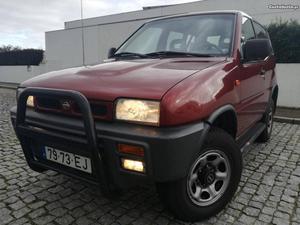 Nissan Terrano II 2.7 SLX Dezembro/94 - à venda - Ligeiros