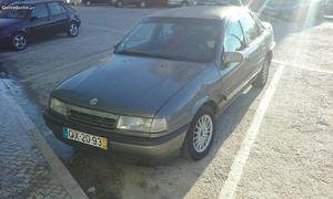 Opel Vectra 1.4 Fevereiro/92 - à venda - Ligeiros