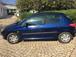 Peugeot 206 Fevereiro/01 - à venda - Ligeiros Passageiros,