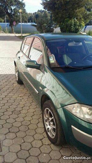 Renault Mégane 1.5 dci Fevereiro/03 - à venda - Ligeiros