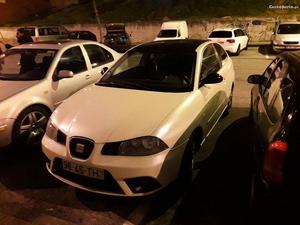 Seat Ibiza 1.9 tdi Abril/02 - à venda - Comerciais / Van,