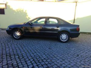 Audi A TDI a/retomas Outubro/95 - à venda - Ligeiros