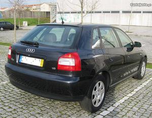 Audi Av/105cv) Fevereiro/02 - à venda - Ligeiros
