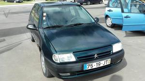 Citroën Saxo 5 portas gasolina motor 1.1 Março/98 - à