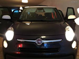 Fiat 500L LIVING 7L- KM Agosto/14 - à venda -