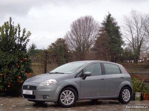 Fiat Grande Punto 1.3 M-Jet Julho/07 - à venda - Ligeiros