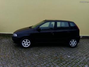 Fiat Punto 1.7 TD 5 lugares Dezembro/98 - à venda -