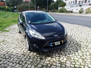 Ford Fiesta 1.6TDCI Maio/09 - à venda - Ligeiros