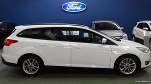 Ford Focus 1.5 TDCi Trend SW Junho/15 - à venda - Ligeiros