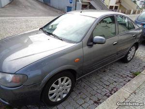 Nissan Almera 1.5 dci acenta Abril/03 - à venda - Ligeiros