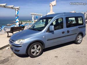 Opel Combo 1.3 cdi Outubro/06 - à venda - Ligeiros