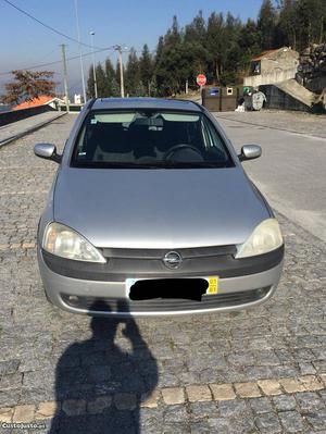 Opel Corsa 1.2 i Janeiro/01 - à venda - Ligeiros