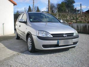 Opel Corsa 1.7 DTI Setembro/01 - à venda - Ligeiros