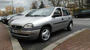 Opel Corsa Swing Agosto/00 - à venda - Ligeiros