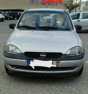 Opel Corsa v Dezembro/98 - à venda - Ligeiros