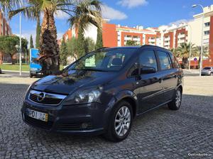 Opel Zafira 1.9Cdti 7 lugares Abril/07 - à venda -