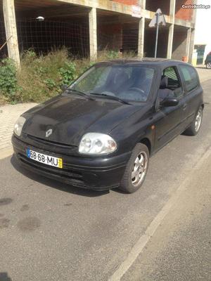 Renault Clio 1.9d Fevereiro/98 - à venda - Comerciais /