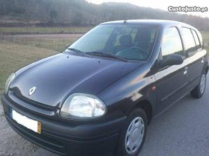 Renault Clio  Abril/98 - à venda - Ligeiros