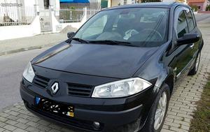 Renault Mégane 1.5 Dci Junho/04 - à venda - Ligeiros