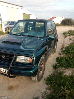 Suzuki Vitara 1.9 td de 97 cabrio Abril/97 - à venda -