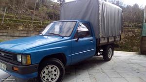 Toyota Hilux caixa Janeiro/89 - à venda - Comerciais / Van,