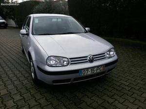 VW Golf 4 1.6 Fevereiro/00 - à venda - Ligeiros