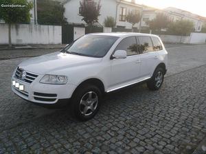 VW Touareg 2.5 tdi fuul ext rev Março/04 - à venda -