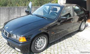 BMW 318 IS Agosto/95 - à venda - Ligeiros Passageiros,