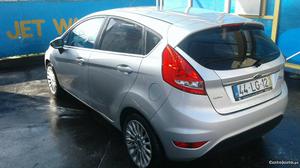 Ford Fiesta titanium Janeiro/11 - à venda - Ligeiros