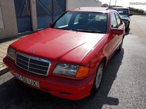 Mercedes-Benz C  d 100cv Março/94 - à venda -