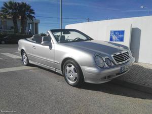 Mercedes-Benz CLK 200 Descaputavel Novembro/01 - à venda -